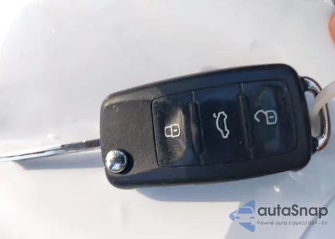 2013 Volkswagen Jetta 2.0L S из США, поврежденный, VIN 3VW2K7AJ7DM383132